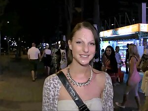 彼女は夫の叔母を舐めるのが好きです 女性 ...